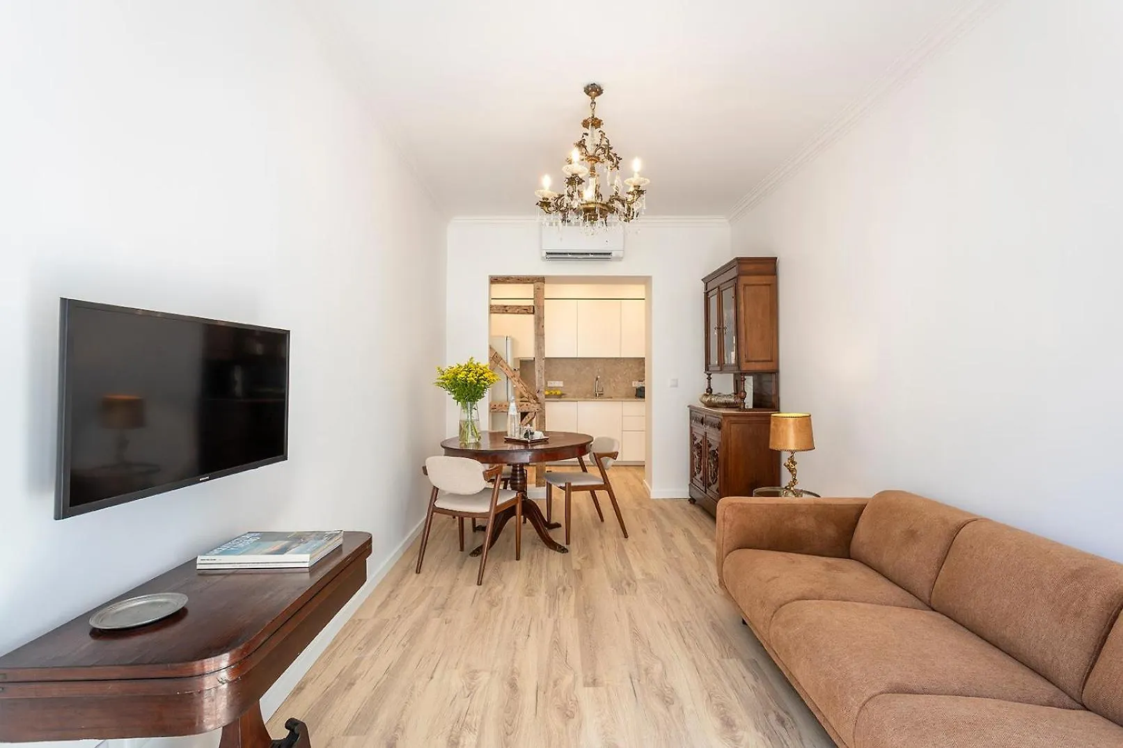 ליסבון 54 Santa Catarina Apartments 0*,  פורטוגל