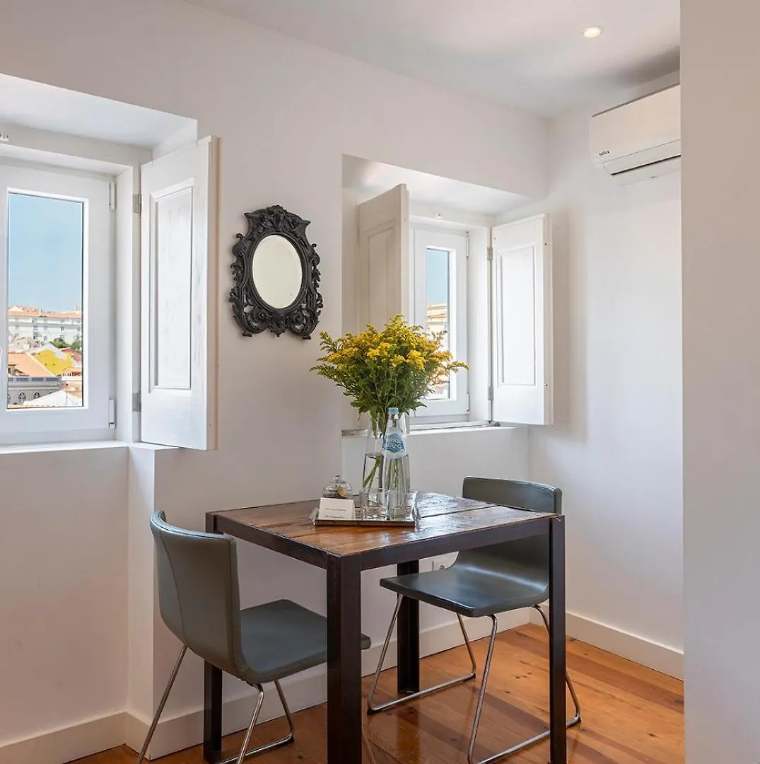 ליסבון 54 Santa Catarina Apartments
