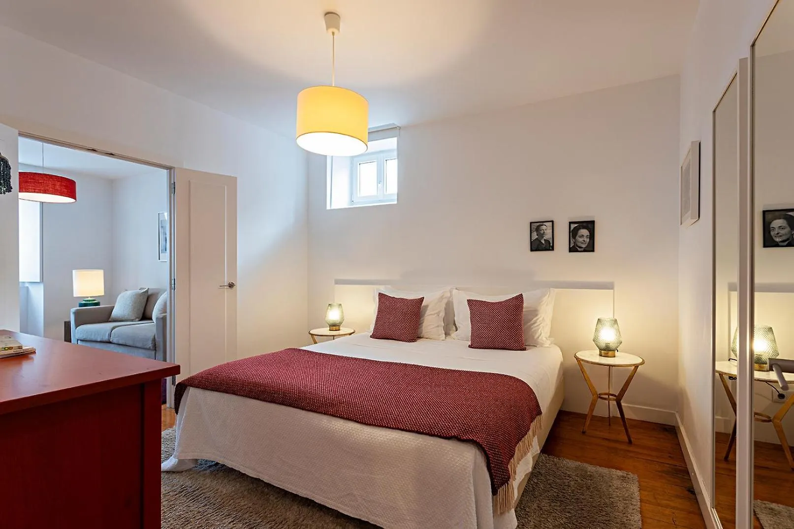 ליסבון 54 Santa Catarina Apartments פורטוגל