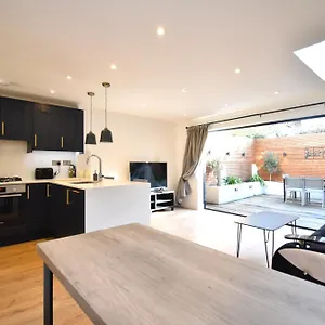 apt-stunning-2-bed.brighton-hotels-england.com/